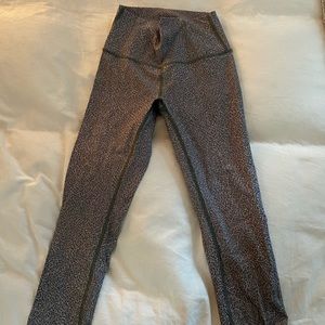 Lululemon leggings